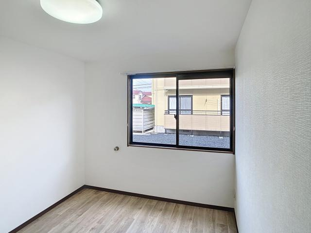 フローラルヒルズ　フリーセアの居間・リビング