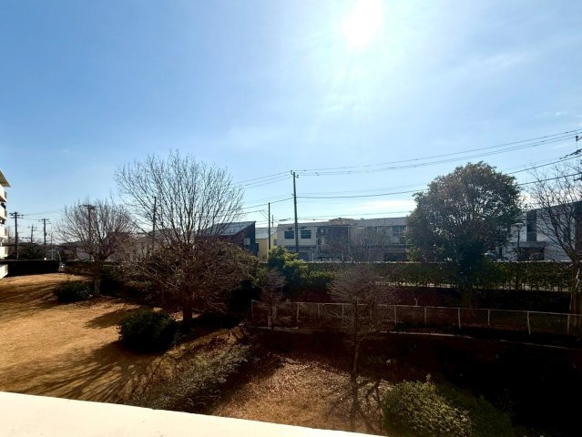 宮向住宅3街区2号棟の展望|日常にゆとりをもたらす、落ち着いた眺望を楽しめます。