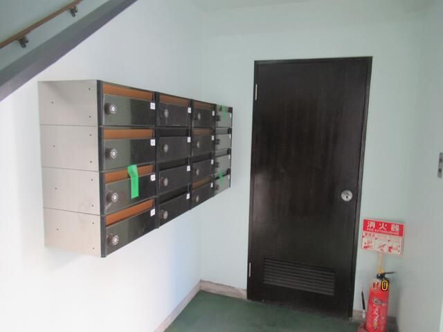 味噌天神マンションのエントランス