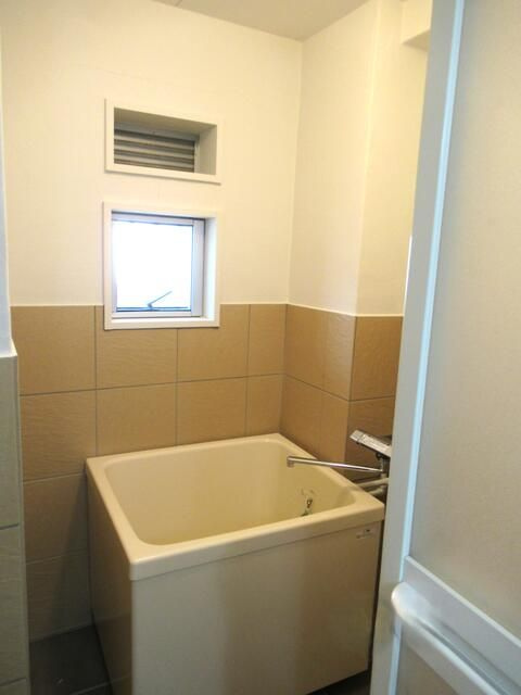 味噌天神マンションの浴室