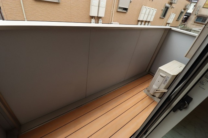 シャルマン・ルミエールのバルコニー