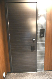 【玄関】 | ラグレント