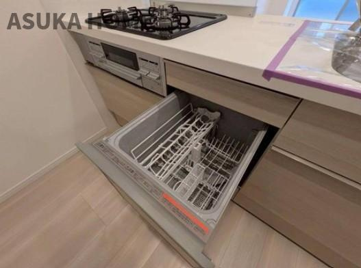 エンゼルハイム日吉 のキッチン|家事の時短にも役立つ食器洗浄乾燥機を標準装備♪