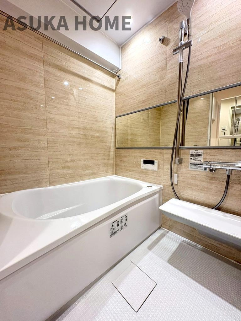 エンゼルハイム日吉 の浴室|毎日の疲れを癒すバスタイム。浴室換気乾燥暖房機付きでお風呂の環境も維持にも◎！