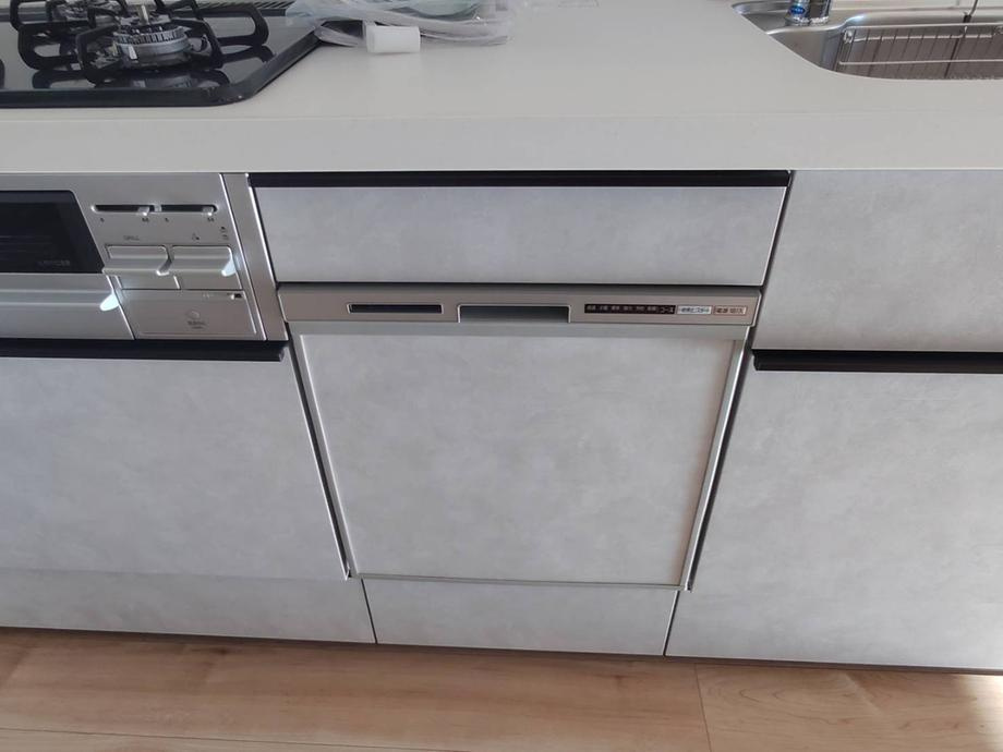 四宮３丁目　中古一戸建ての設備|食器洗い乾燥機
■物件内覧・資金計画相談・住宅ローン相談、リフォーム相談、お問合せ受付中■
※当日・翌日のご内覧、ご相談はお電話でのお問合せがスムーズです！