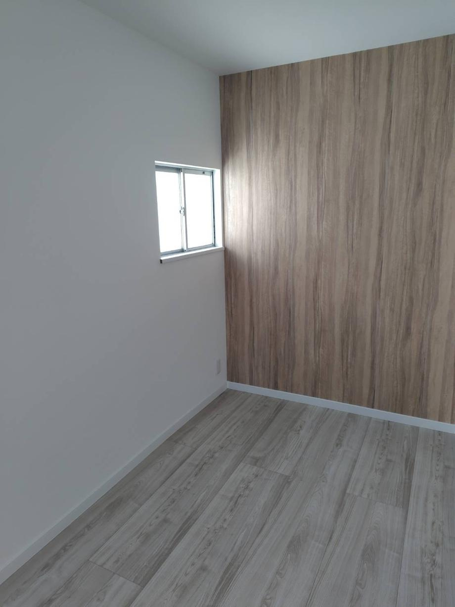 四宮３丁目　中古一戸建ての子供部屋|洋室4.0帖
■物件内覧・資金計画相談・住宅ローン相談、リフォーム相談、お問合せ受付中■
※当日・翌日のご内覧、ご相談はお電話でのお問合せがスムーズです！