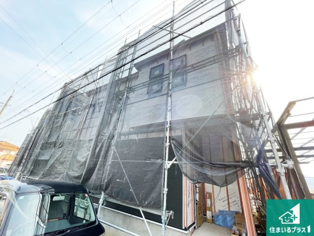 16(土)17(日)現地説明会　香芝市西真美　第1期・第2期　新築一戸建ての外観|建築中ですが現地を見ると分かる事もございますので、ぜひ一度現地をご覧ください。