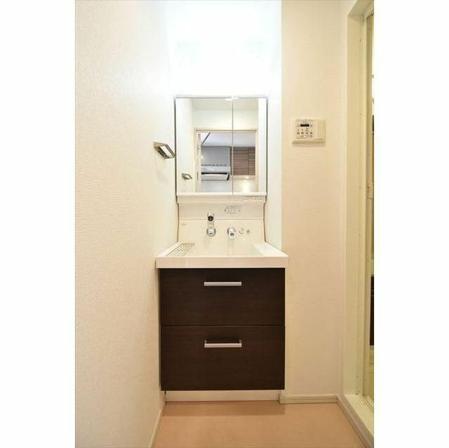 ハーモニーレジデンス森下ステーションフロントの独立洗面台