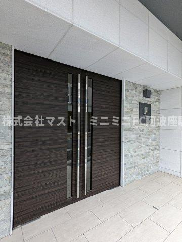 プランドール福島レジデンスのエントランス|※別号室参考写真