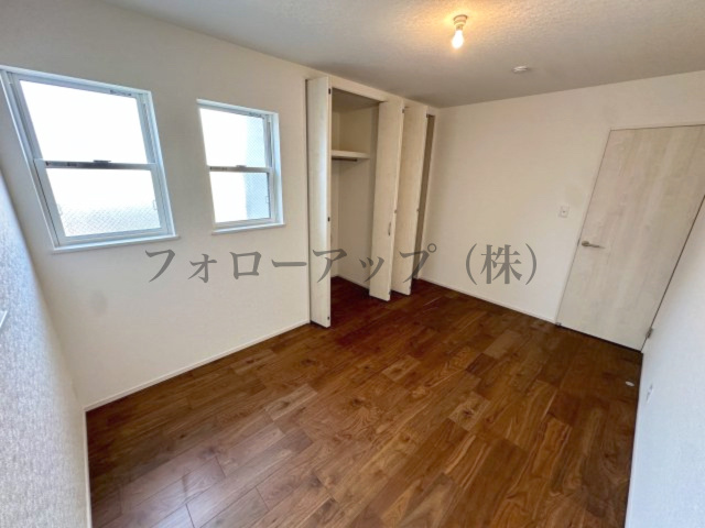 堺市美原区平尾の洋室|使い勝手のいい洋室です