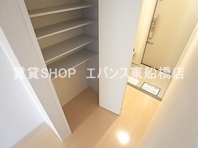  | クレストコート