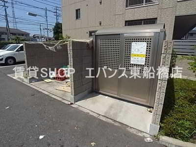  | クレストコート