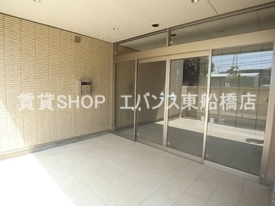【エントランス】 | クレストコート