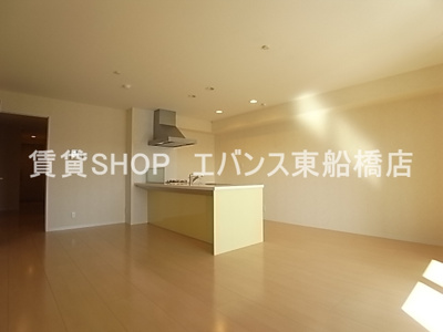  | クレストコート
