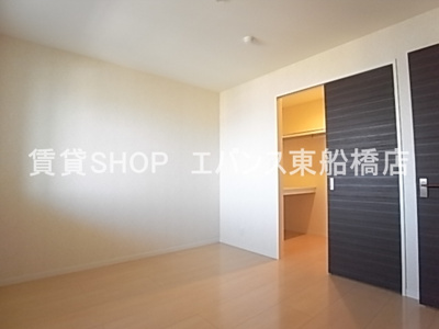  | クレストコート