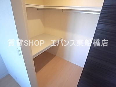  | クレストコート