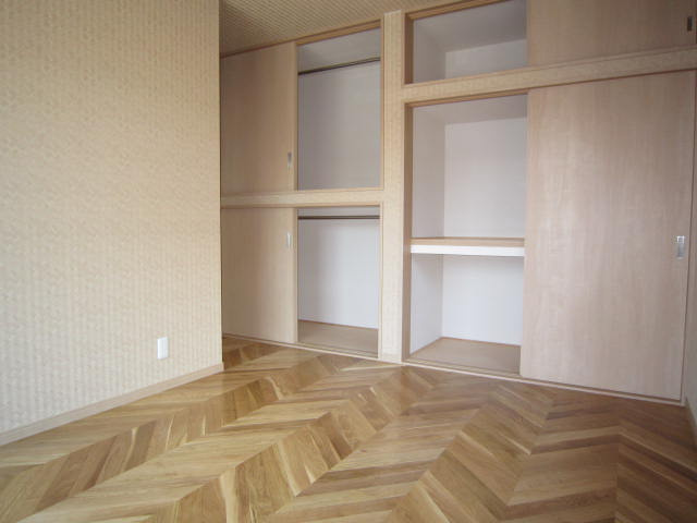 川口貸家の収納