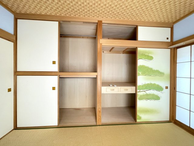 川口貸家の収納