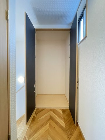 川口貸家の収納