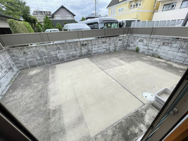 川口貸家の庭