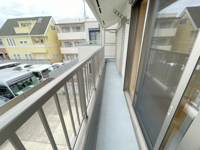川口貸家のバルコニー