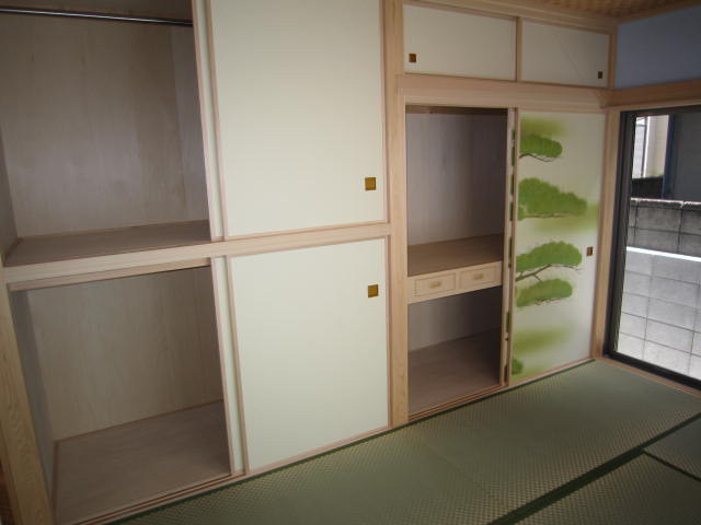 川口貸家の収納
