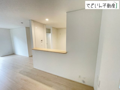 【居間・リビング】 | CRADLE GARDEN鴻巣市鴻巣第1　新築住宅 | ≪2号棟≫
現地(2026年7月撮影)