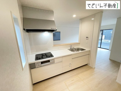 【キッチン】 | CRADLE GARDEN鴻巣市鴻巣第1　新築住宅 | ≪2号棟≫
現地(2026年7月撮影)