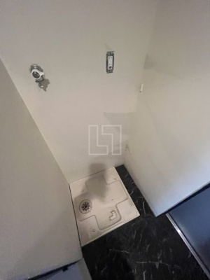 【洗面所】 | エスリードコート難波ウエスト | エスリードコート難波ウエスト　室内洗濯機置き場