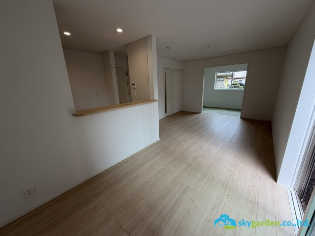 平塚市田村第49　新築戸建　全１棟１号棟の居間・リビング