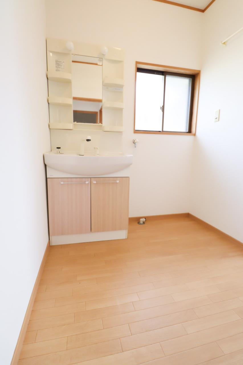 鳥取市面影1丁目中古戸建の脱衣所