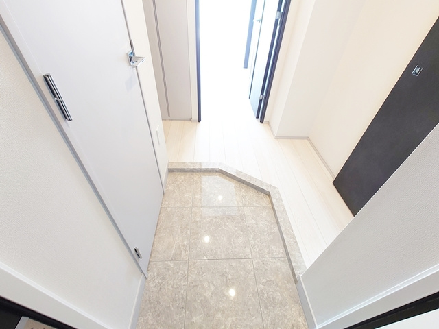 ＬＵＭＥＥＤ赤羽ＮＯＲＴＨの玄関|玄関です☆