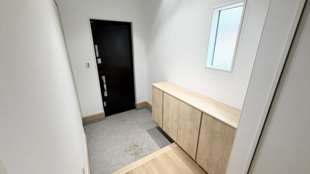 【玄関】 | 秦野市曽屋　全9棟　新築住宅