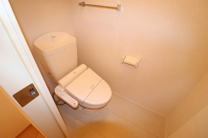 ウィット八柱のトイレ|トイレ 温水洗浄暖房便座