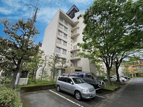 東大路高野第2住宅第5号棟の駐車場