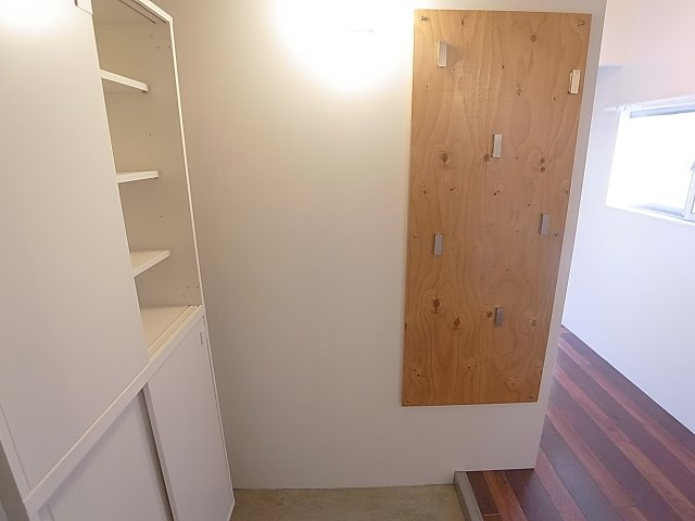 Authent神戸南のその他|色々かけられるウォールフック