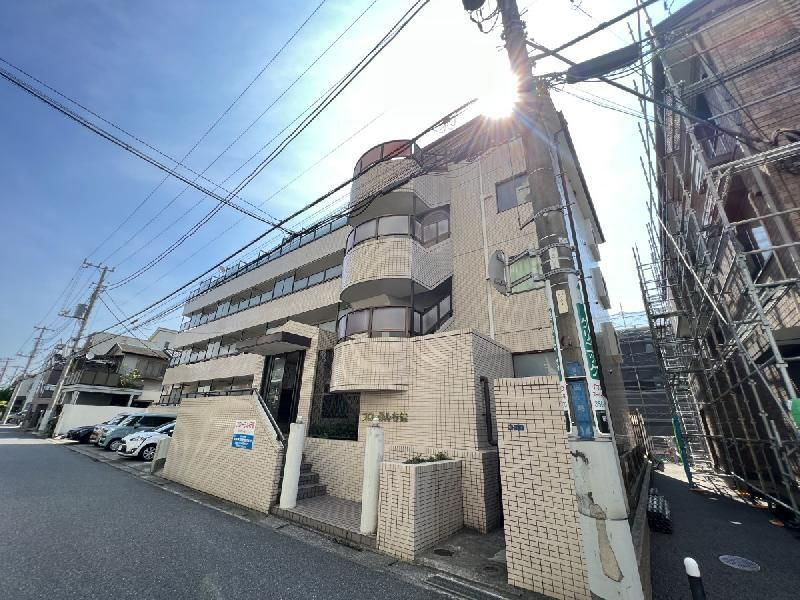 フローラル行徳の外観