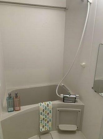 エスビーメゾン南鳩ヶ谷の浴室