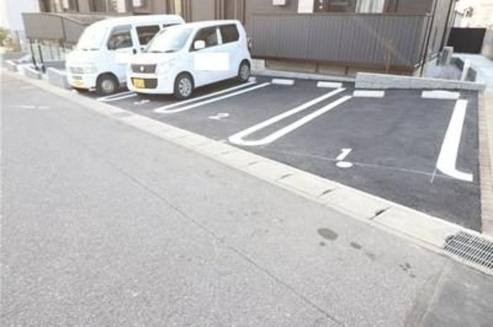 せざんぬの駐車場