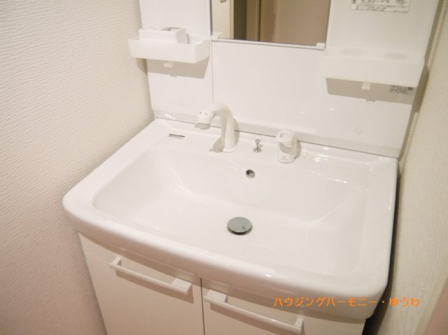 【独立洗面台】 | グリーンハイツはすね | イメージ画像となります。実際とは異なりますので、ご注意ください！