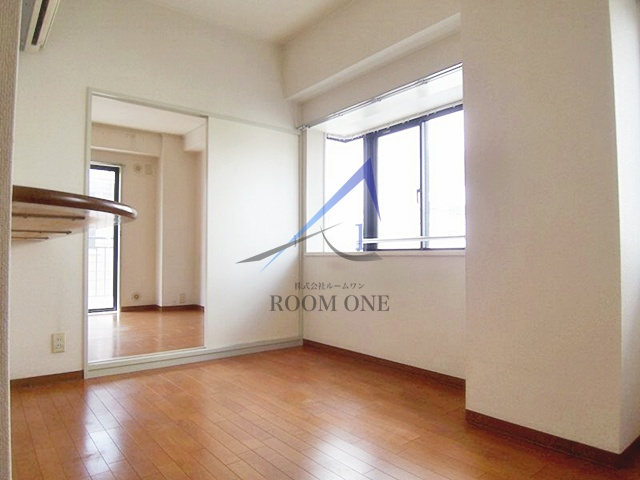 ジョワイユ用賀の居間・リビング|洋室のお部屋です。