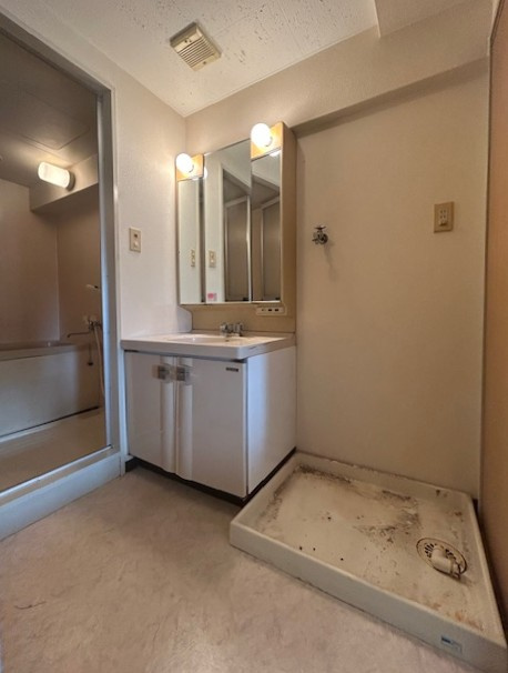 ルモン泉大津の独立洗面台|洗面室