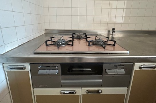 ルモン泉大津のキッチン|ガスコンロ