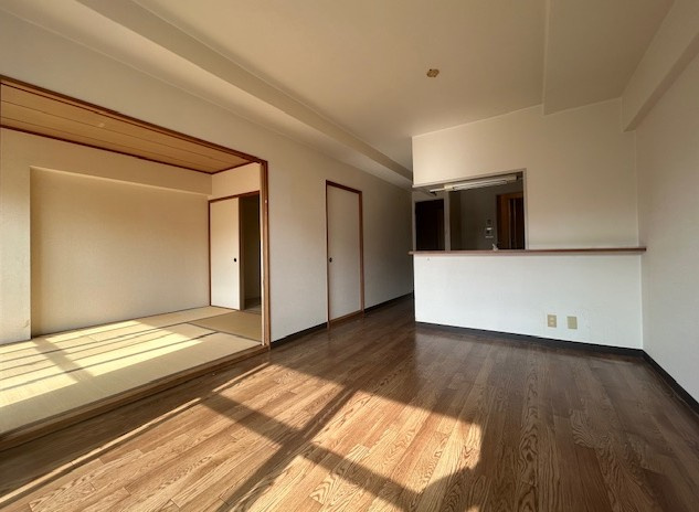 ルモン泉大津の居間・リビング|LDK＋和室