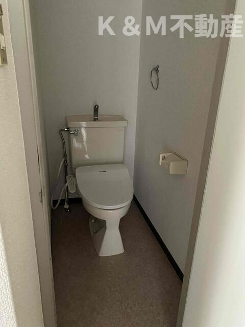 ニューオークのトイレ|清潔感のあるトイレです