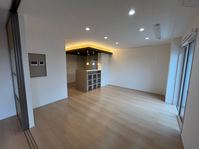 D-square三ノ輪 の居間・リビング