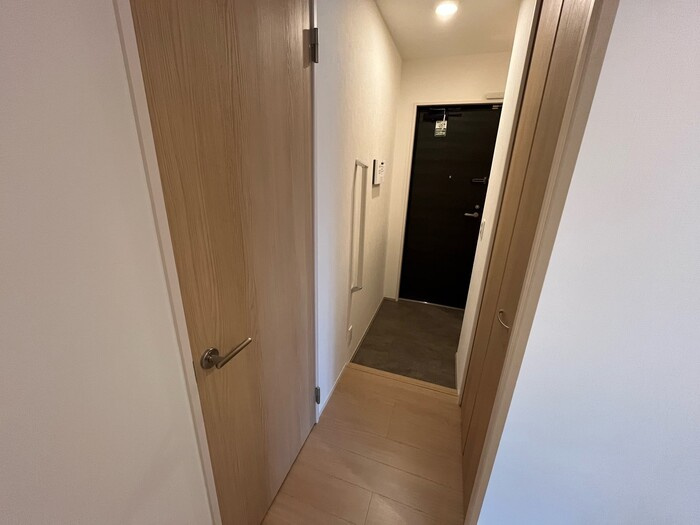 D-square三ノ輪 の玄関