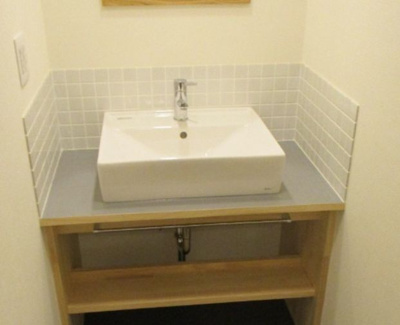 【独立洗面台】 | マンショントミー | 独立洗面台、小物を置くことができて便利です