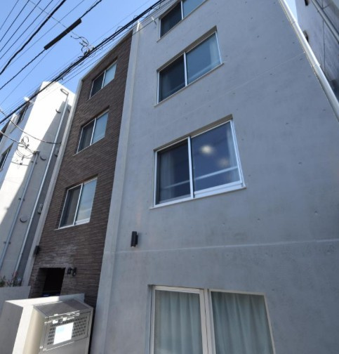 エンシス　ウエノサクラギの外観