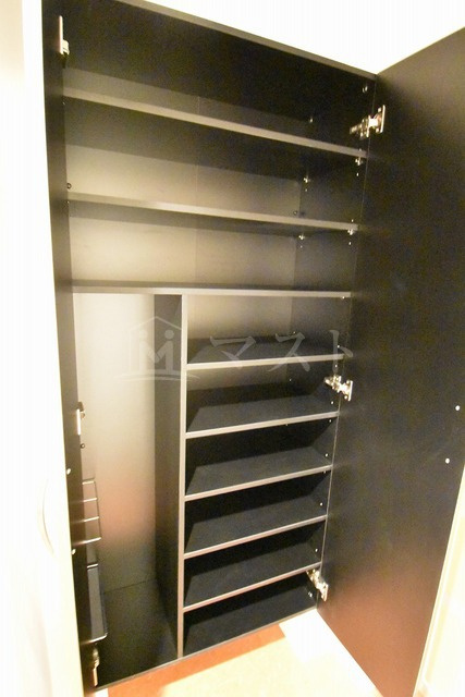 Luxe西長堀の収納